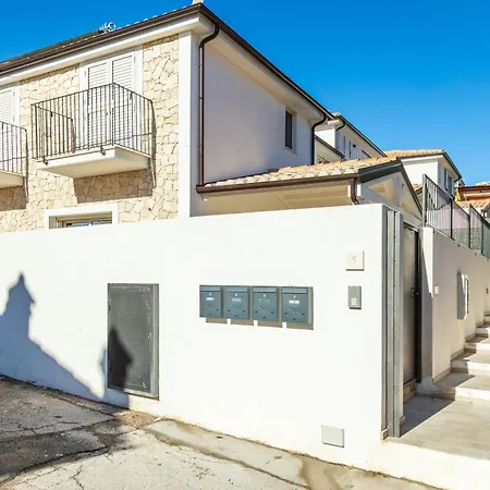 Holiday home Bynos With Pool *